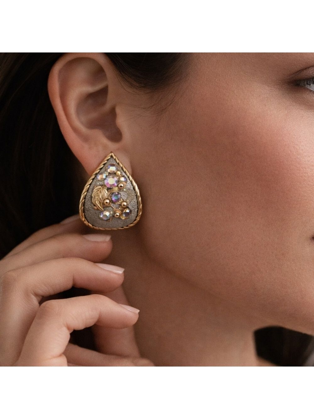 Vintage Gold Tone Teardrop Rhinestone AB Crystal Earrings